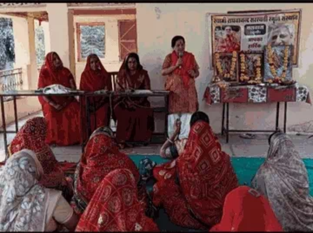 विश्व हिंदू परिषद ने तलवास में मनाया दुर्गा अष्टमी उत्सव:मां दुर्गा की पूजा, शस्त्र पूजन और कन्या पूजन के साथ हुआ आयोजन