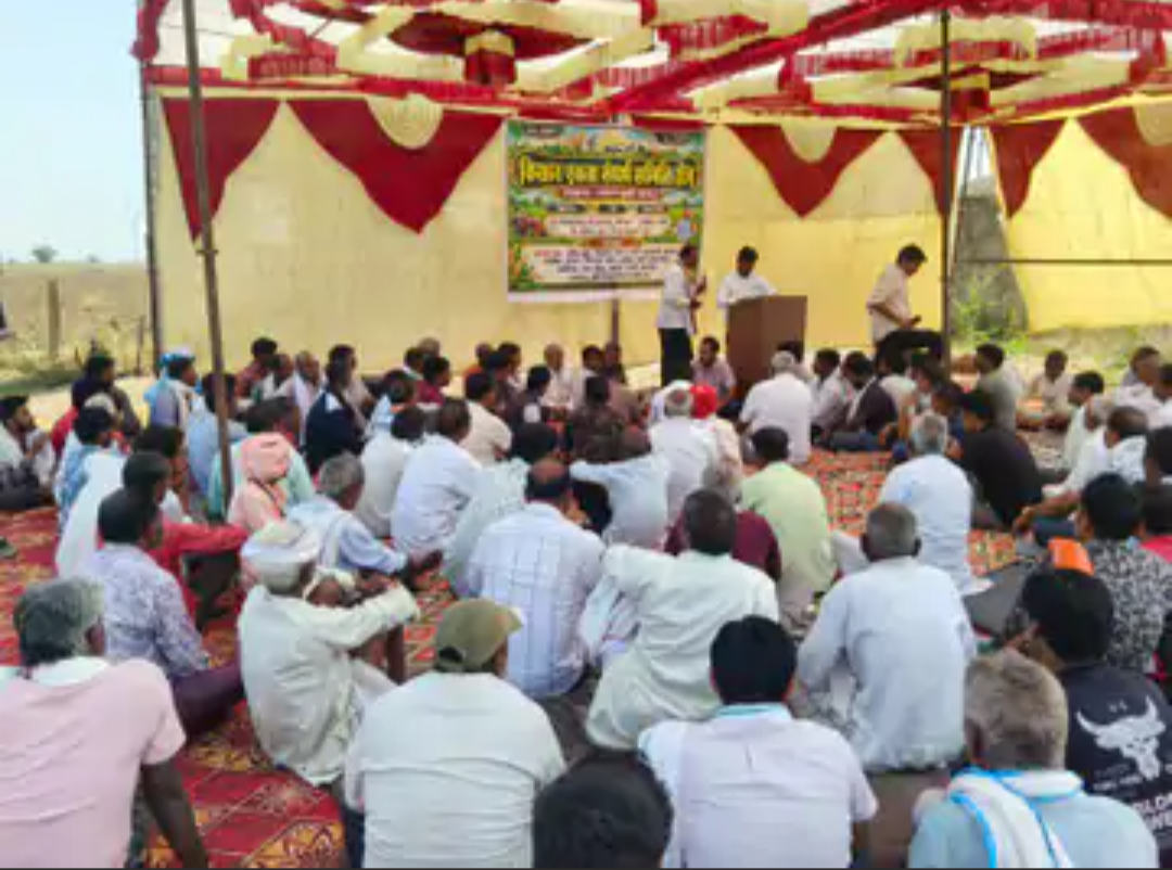ईआरसीपी का पानी टेल क्षेत्र तक पहुंचाने की मांग:19 गांवों के किसानों ने महासभा की, रबी फसल प्रभावित होने से कर्ज में डूबे किसान
